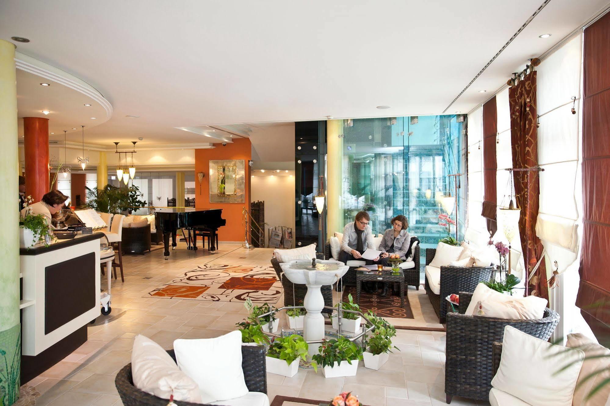 טובינגן Boutiquehotel La Casa מראה חיצוני תמונה