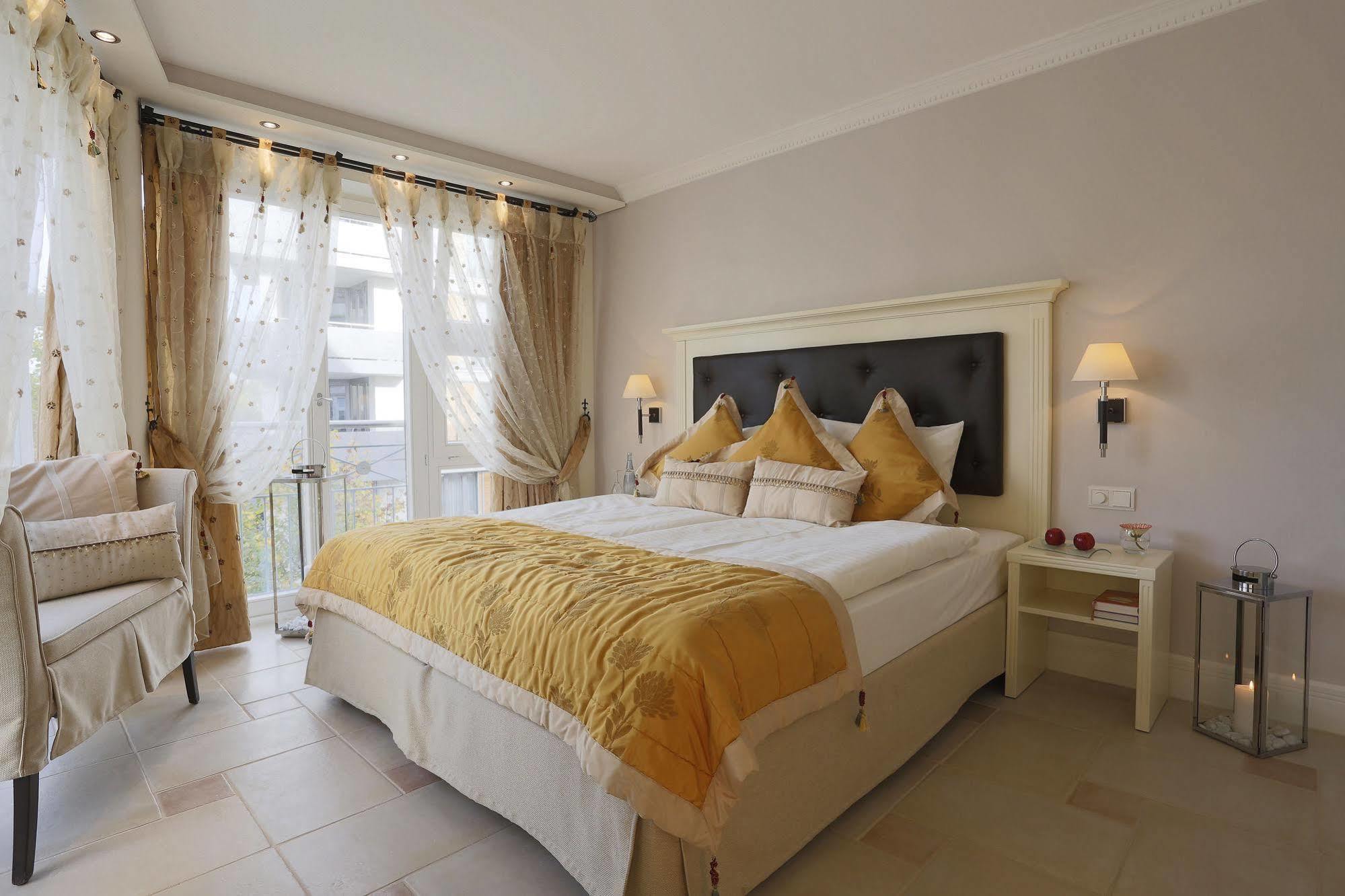 טובינגן Boutiquehotel La Casa מראה חיצוני תמונה