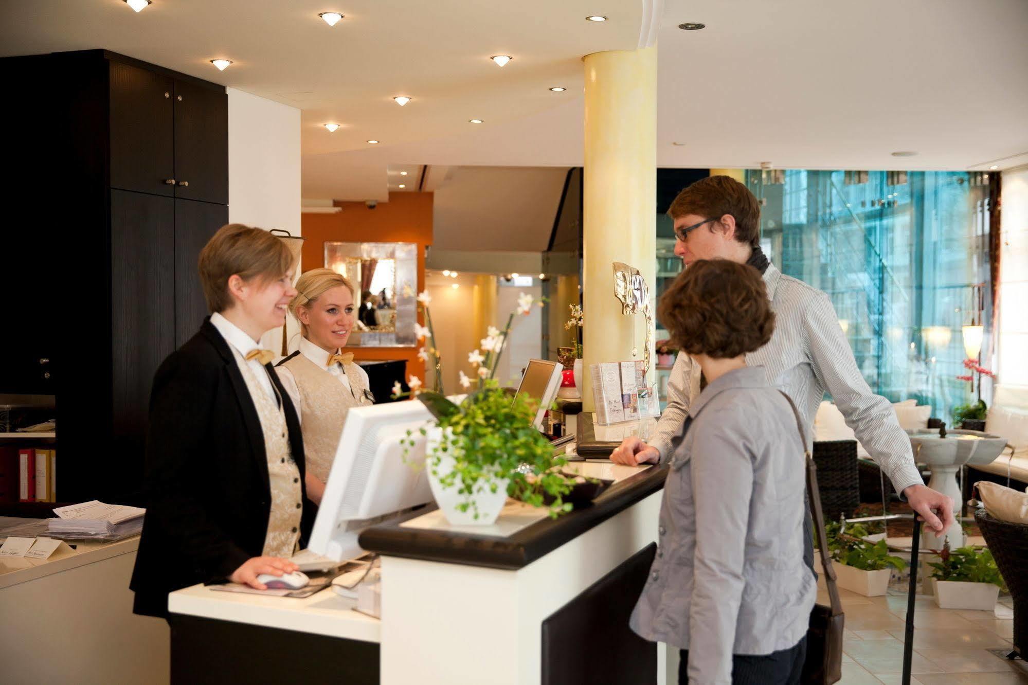 טובינגן Boutiquehotel La Casa מראה חיצוני תמונה